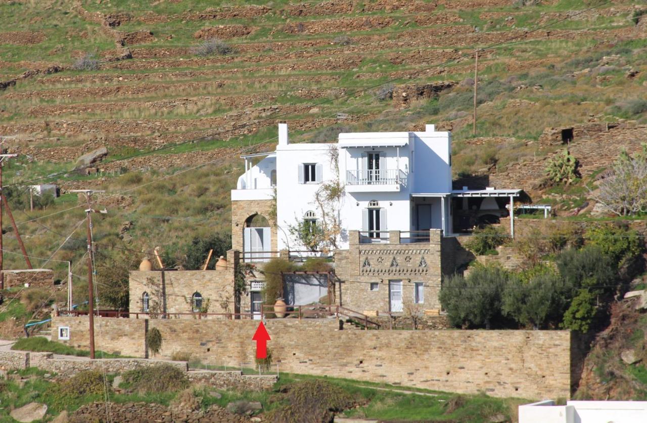 Cozy Guesthouse - Agios Romanos エクステリア 写真